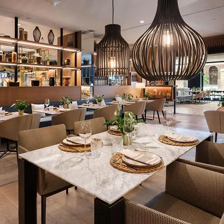 Melia Madrid Serrano-2